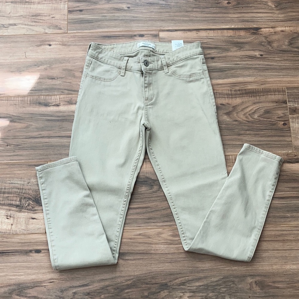 Abercrombie chinos
